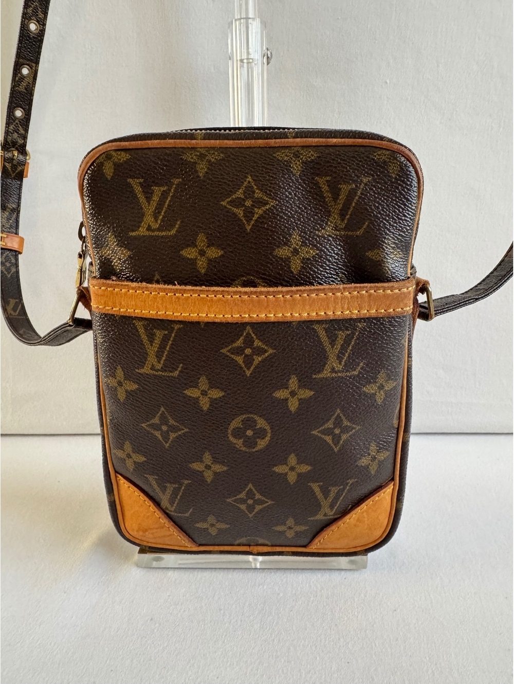 Louis Vuitton Danube PM Monogram Crossbody Bag 2002 Authentic SL0012 France